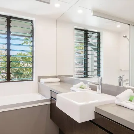 The Oasis At Temple - A Rooftop Resort Retreat Port Douglas Exterior photo